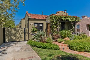 Renovated Spanish Gem in Hancock Park